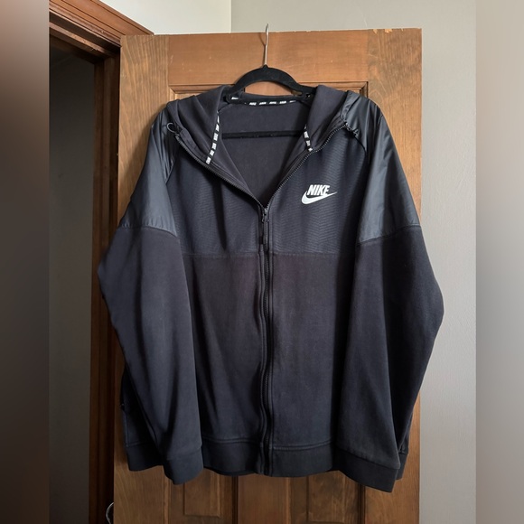 Nike Zip Up Sweatshirt Jacket - Picture 1 of 8